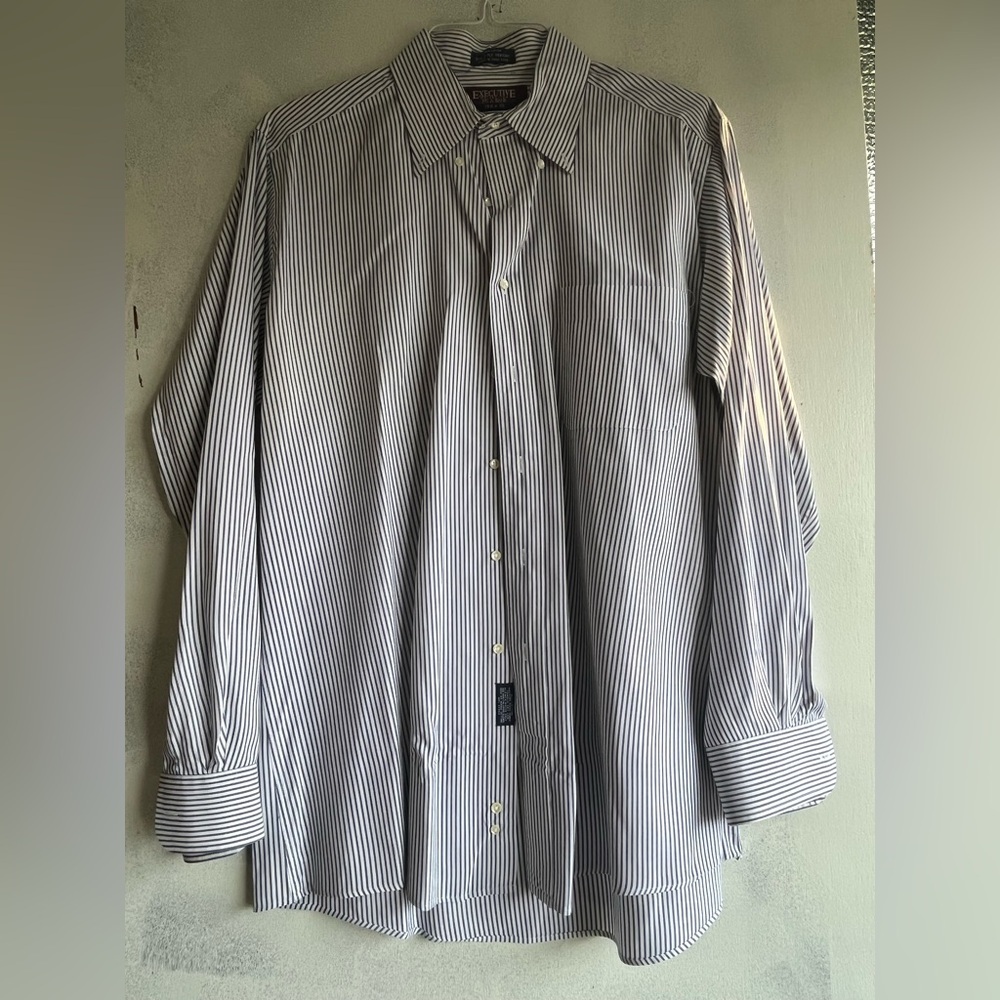 Jos. A. Bank Executive Collection Dress Shirt. 16.5 /35